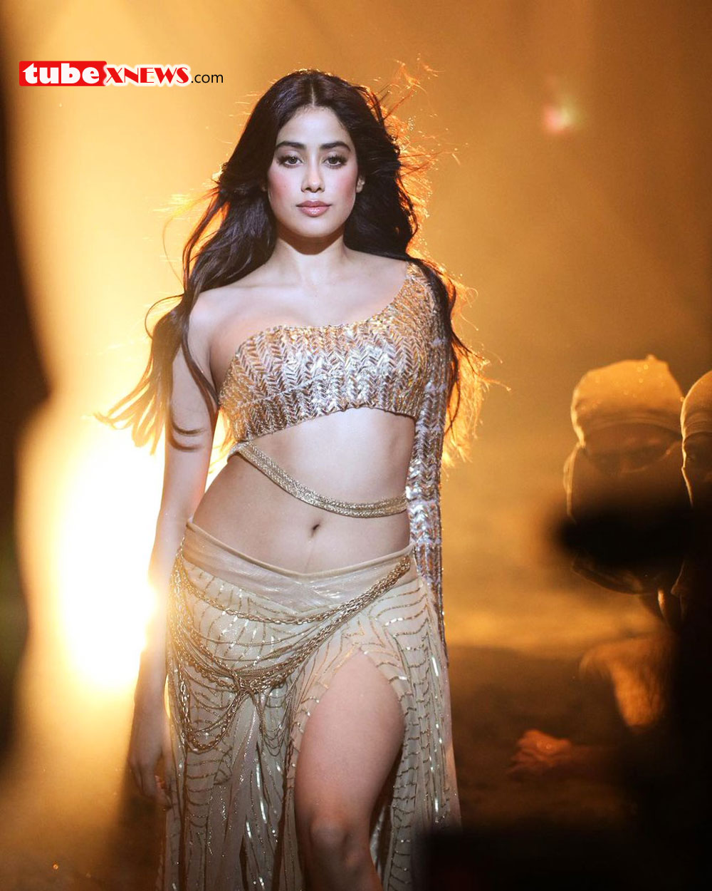 Janhvi Kapoor Nadiyon Paar